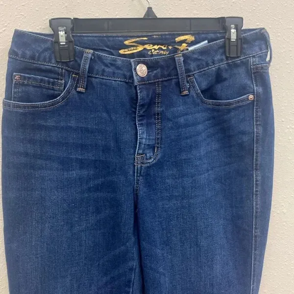 Seven7 weekend easy fit boyfriend cuffed jeans size 4 #720 - Image 2