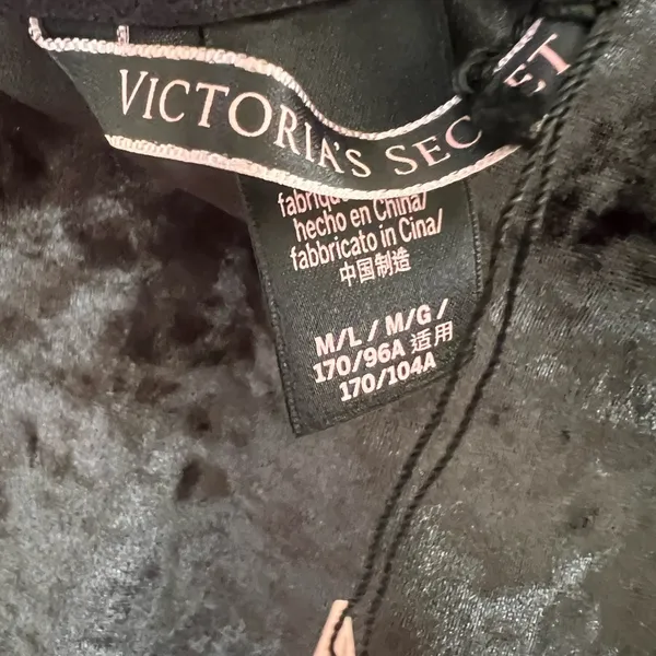 NWT Victoria's Secret crushed velvet body suit size M/L - Image 7