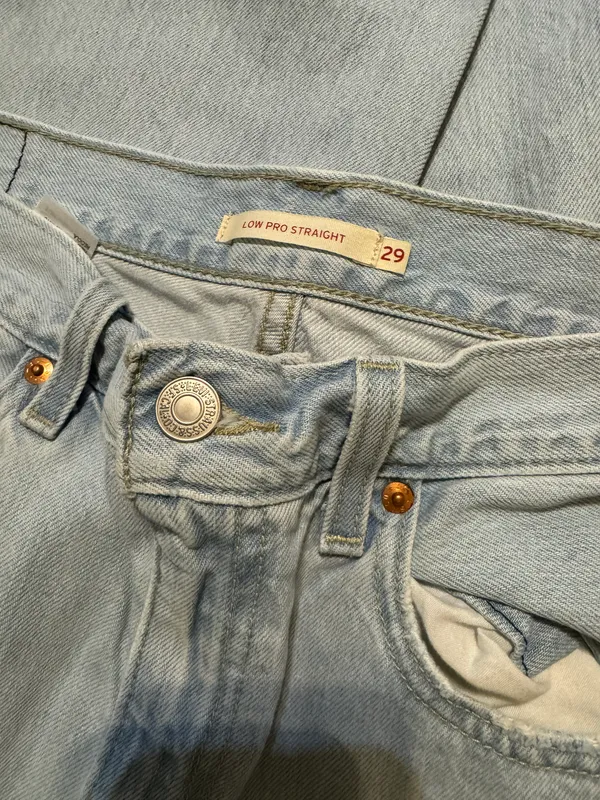 Levis Low Pro Straight Jeans Size 29 - Image 3
