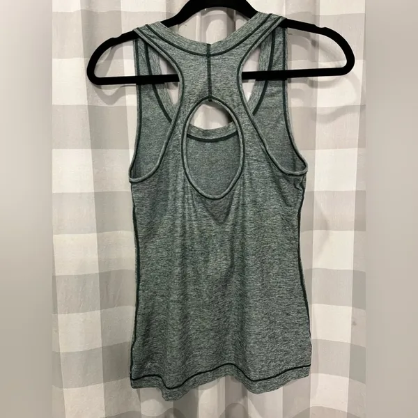 Athleta Heather Green Women's Tank Top - Image 3