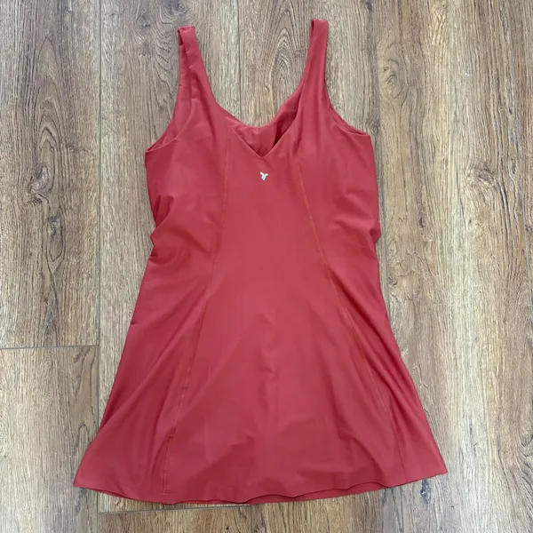 Old Navy Active‎ Powersoft Go-Dry Exercise Dress Rust Red Built-in Shorts Medium - Image 6