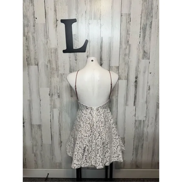 TRAC Ivory Over Mauve Pink Floral Lace Dress Womens Large L Backless Homecoming - Image 3