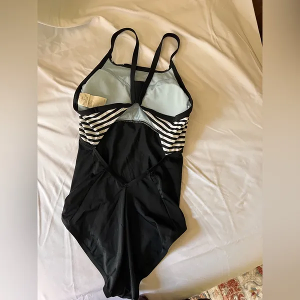 Nike Black and White Striped One-Piece Swimsuit - Image 3