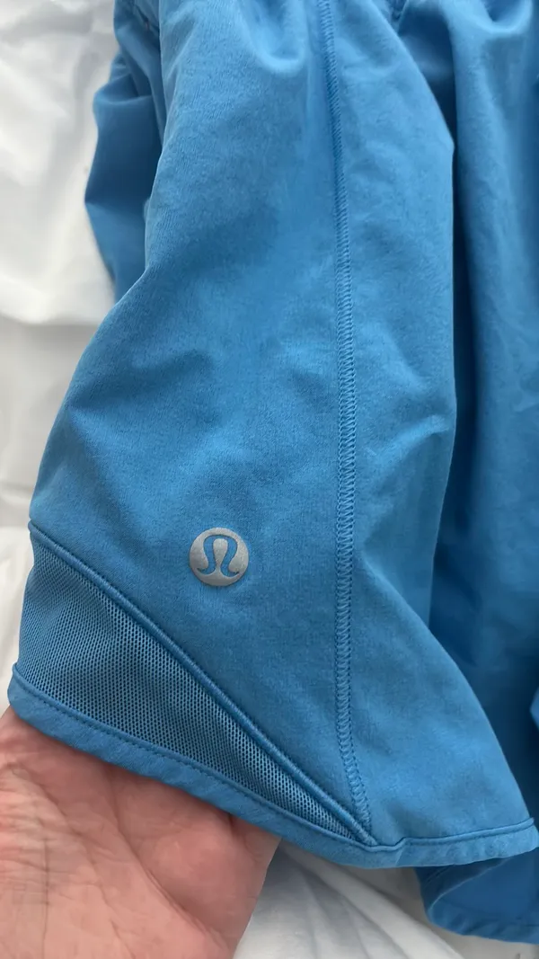 Lululemon Hotty Hot 4" High-Rise Shorts - Image 4