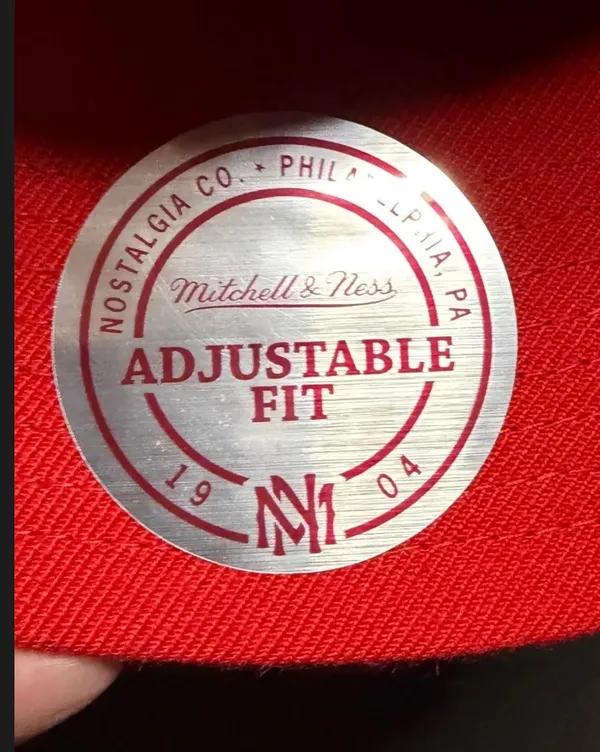 Mitchell & Ness Hat Chicago Bulls Snapback - Image 6