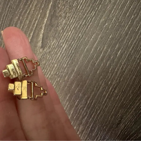 Gorjana Peytin Hinged Stud Earring 18K Gold Plated - Image 10