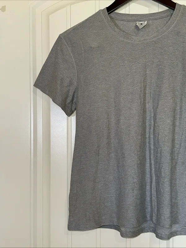 Athletic Works Butter Core Ultrasoft T Shirt XS - Image 2
