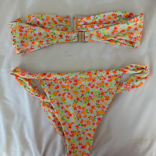 Kulani Kinis Bikini Set - Image 2
