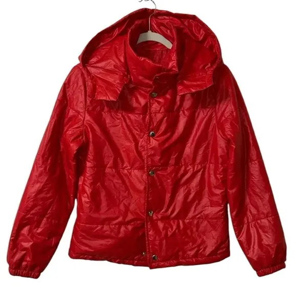 Women’s Red lightweight Puffer Hoodie Jacket(Size Medium) - Image 2