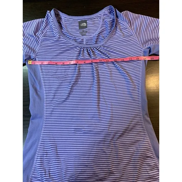 The North Face T Shirt Womens Medium Purple Stripes Outdoorsy Hiking‎ READ - Image 11