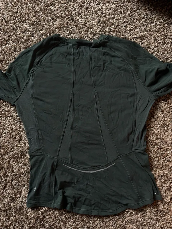 Lululemon Women’s Top - Image 4