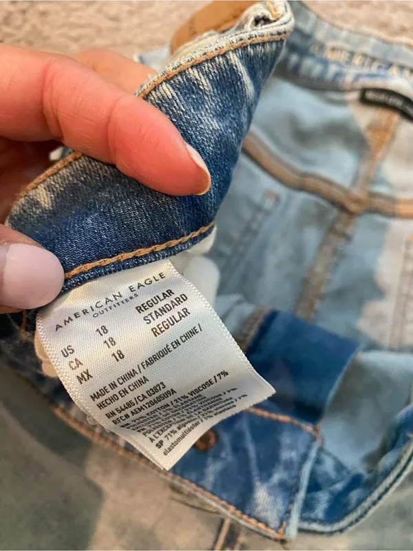 American Eagle Outfitters Light Wash Distressed Skinny Jeans - Image 7