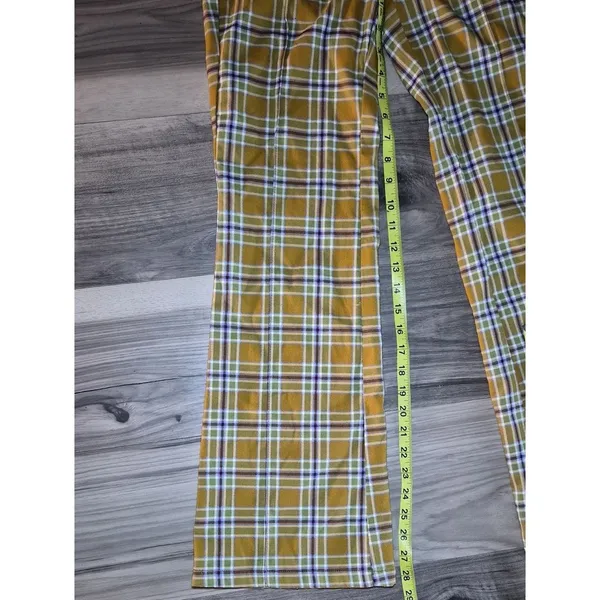 Urban-outfitters Women's Yellow and White Trousers - Image 4
