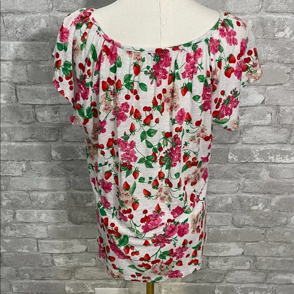Ann Taylor floral berries print top. - Image 4