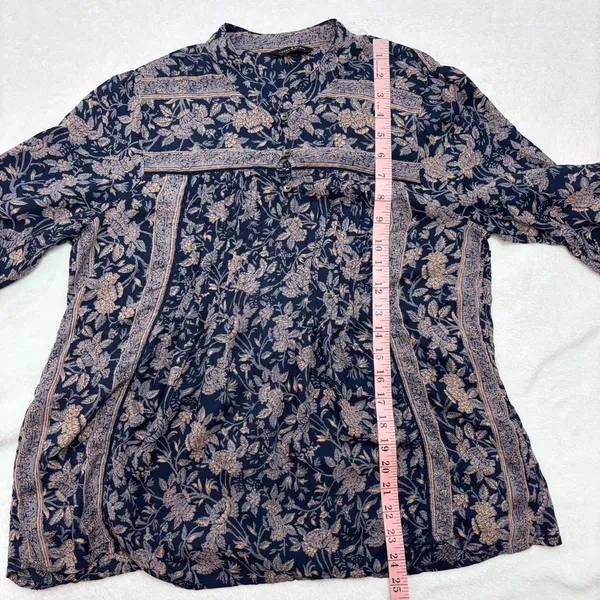 LUCKY BRAND Top Blue Pink Floral Pin-tucked Front Boho 3/4 sleeve shirt size‎ M - Image 9