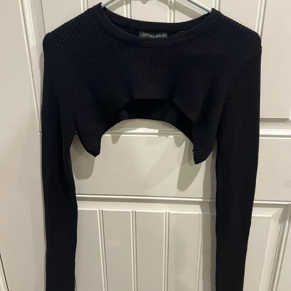 NWT Cotton Candy Large Black Long Sleeve Cut Out Crop Top - Image 3