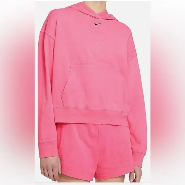Nike NWOT Sportswear Women's Washed Hoodie - Pink - Image 3