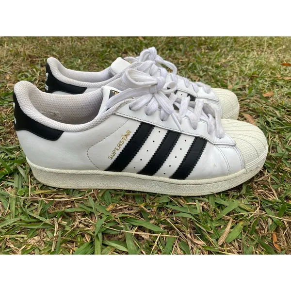Adidas Superstar White Black Striped Sneakers‎ 9.5 Classic Streetwear Quiet Luxe - Image 4