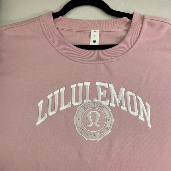 Lululemon NWT Perfectly Oversized Crew Embroidered Graphic Fleece Size XL - Image 9
