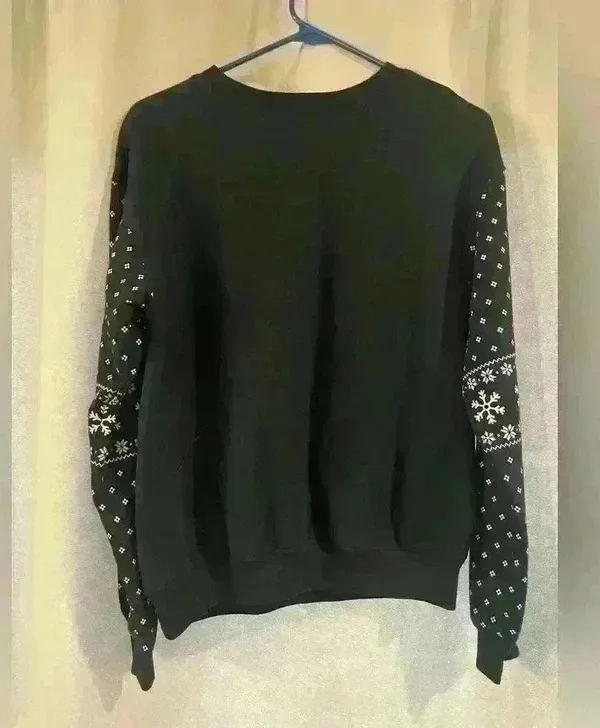 Disney Women’s Christmas Frozen Sweat Shirt - Image 4