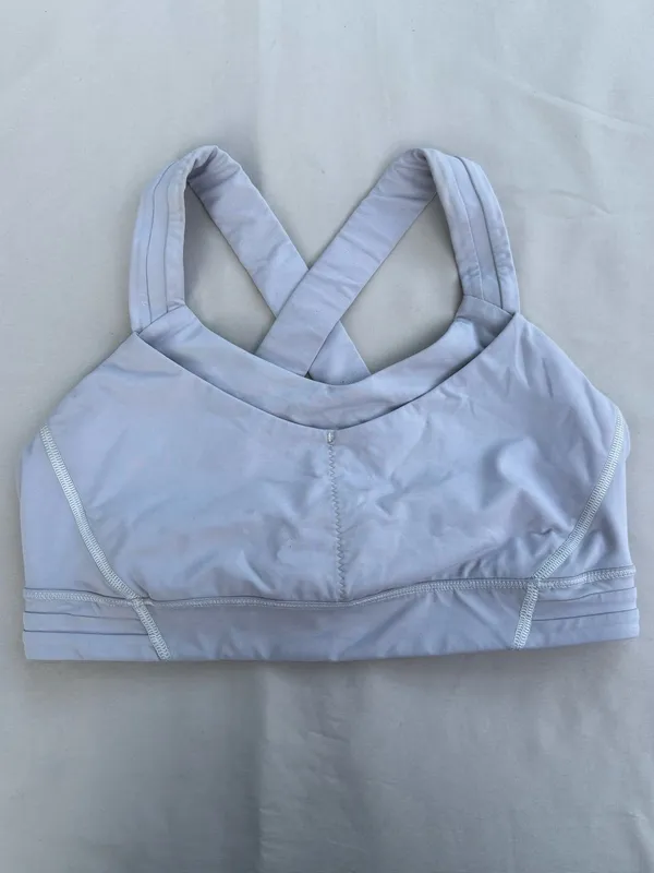 Lululemon Bra Cross Back Sports Size 8 - Image 3