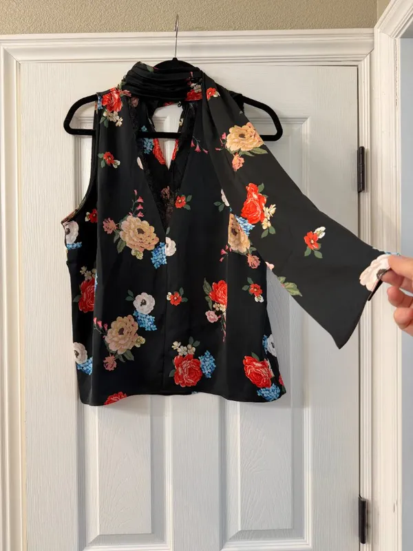 By Anthropologie Lace-Trim Silky Halter Tank Top Floral Scarf Size Medium New - Image 6