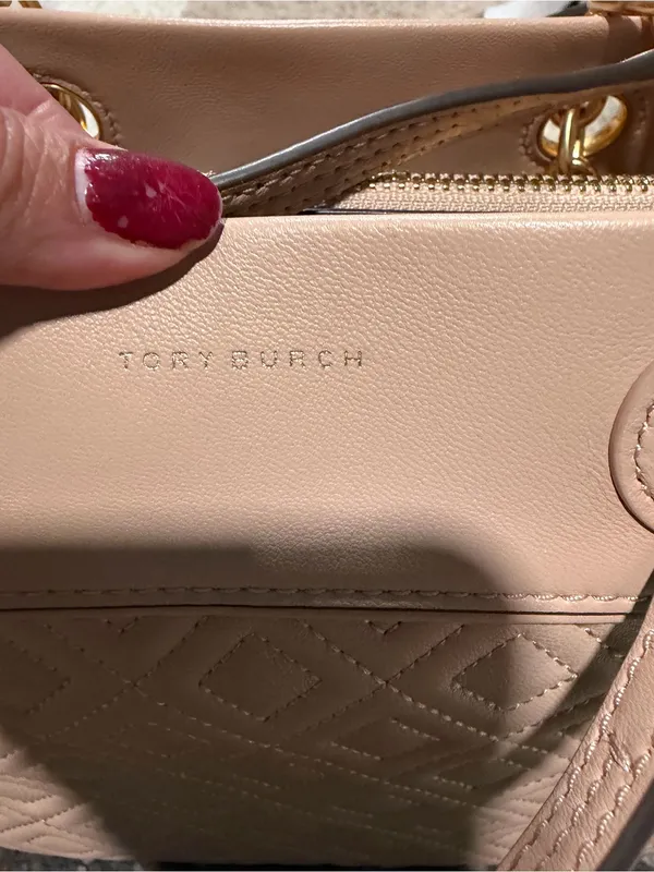 Tory Burch Quilted Taupe Tote Bag with Gold Hardware - Image 5