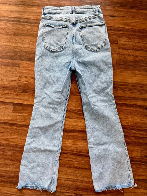 Light Wash Flare Old Navy Jeans High-Waisted - Image 3