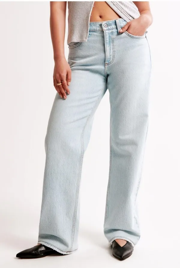 Abercrombie Jeans - Image 2