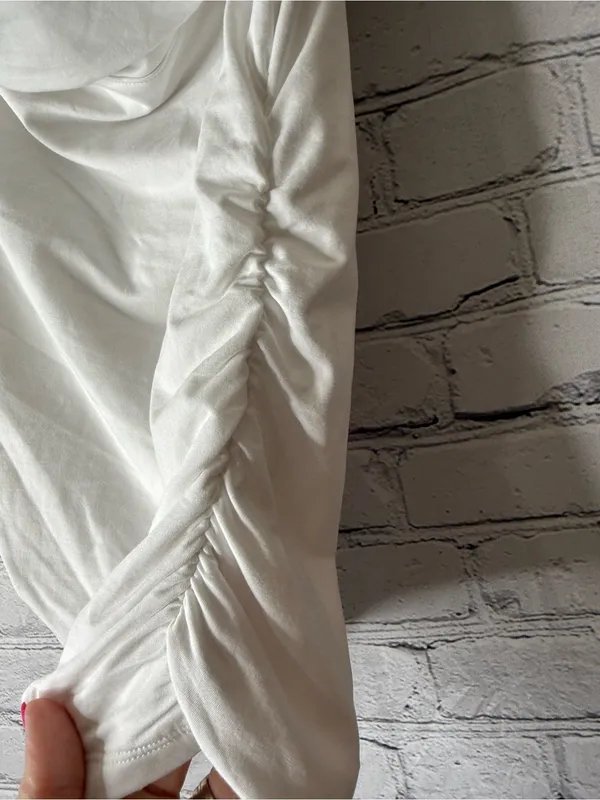 Abercrombie and fitch Women’s White Off-Shoulder Drape Top - Image 5