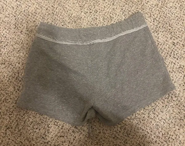 Shorts Size M - Image 3