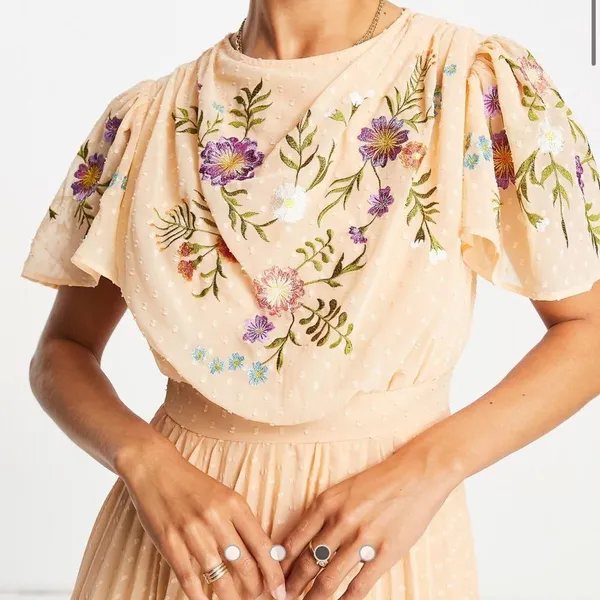 ASOS Women’s Floral Embroidered Cowl Neck Swiss Dot Pleated Maxi Dress Slit 8T - Image 3