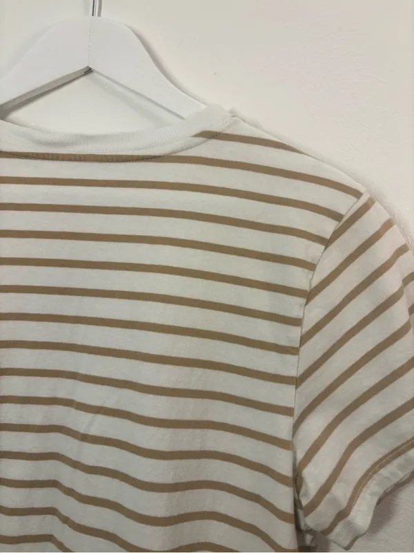 Universal Threads Striped Side-Ruched Tee Dress White & Tan Size Medium - Image 4