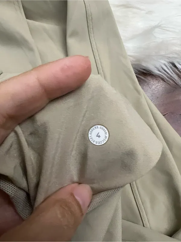 Lululemon Keep Moving Pant 7/8 High Rise Trench Size 4 Luxtreme Stretch Pants - Image 3