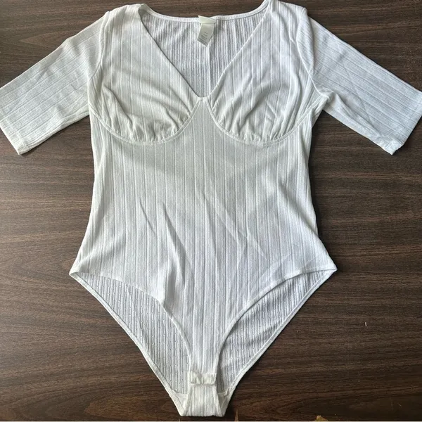 H&M White Bodysuit Top - Image 2