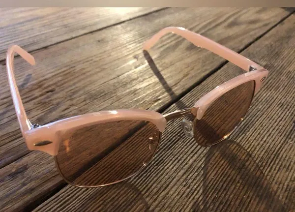 💕5️⃣ Peachy glasses NWOT fits a youth are smaller face too - Image 2
