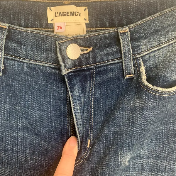 NEW L'AGENCE Sada Slim Cropped Jeans‎ in Sequoia - Image 5