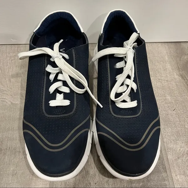 Vionic Fresh Riley Lace Up Navy Blue Sneakers - Image 2