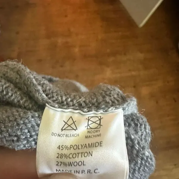 Brandy Melville gray wool blend cropped S sweater - Image 3