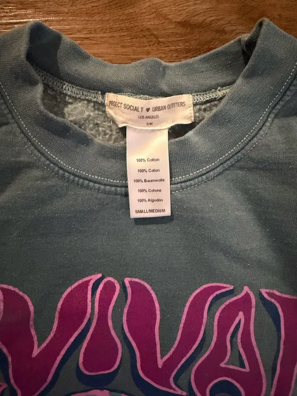 Urban Outfitters Sweatshirt - Image 3