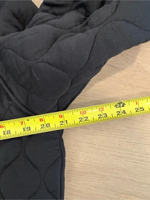 Lululemon Quilted Bomber Jacket in Black Size 6 - Image 8