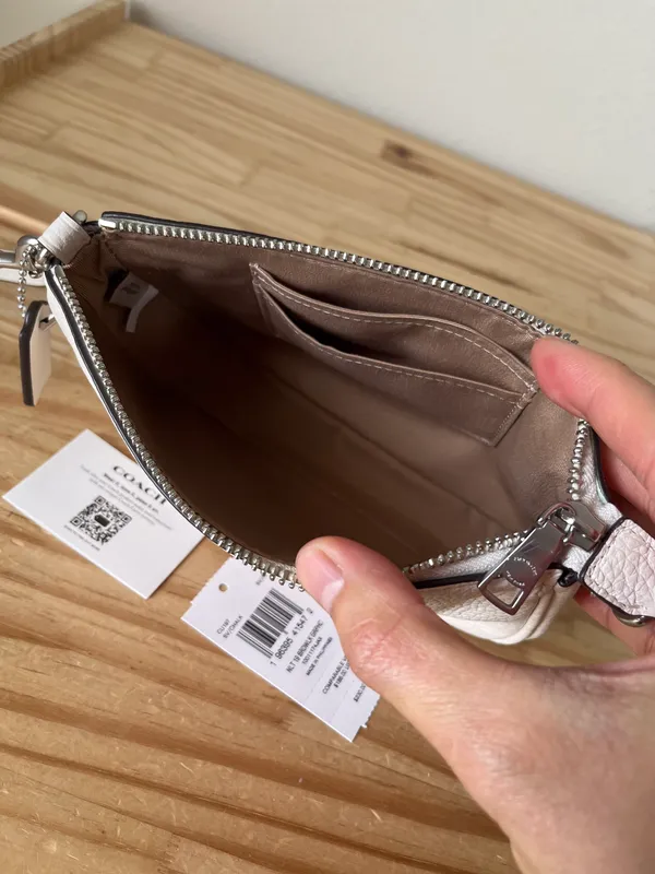 Coach Nolita 19 - Image 12