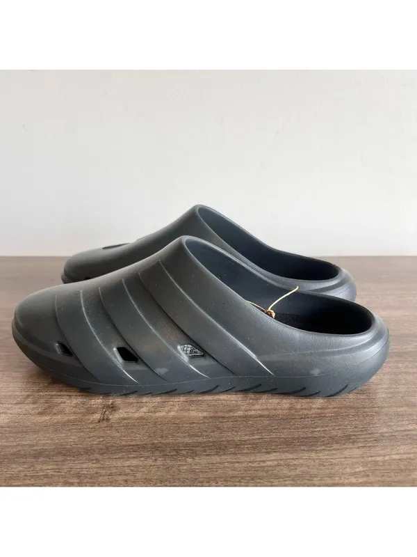 Adidas NEW Unisex Adicane Black Clog Size 7 or 8 #B1830 - Image 3