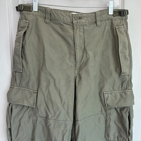 Aritzia TNA Surplus Cargo Pants Olive Green Wide Leg High Rise Women 10‎ 109819 - Image 4