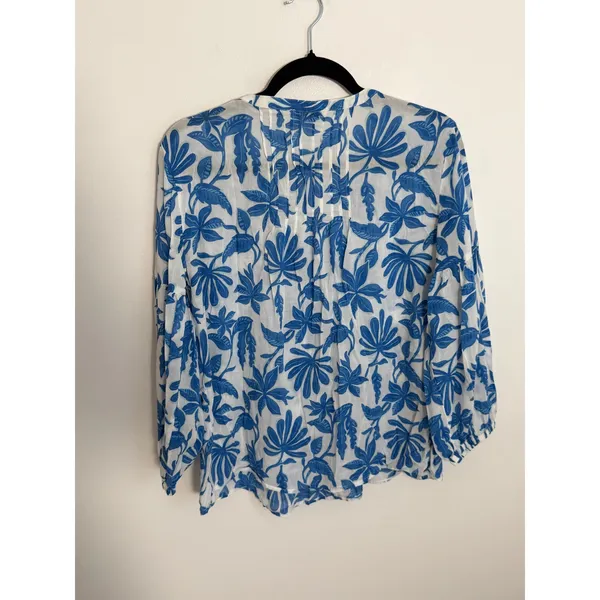 Vineyard Vines Blue and white Popover blouse size medium - Image 4