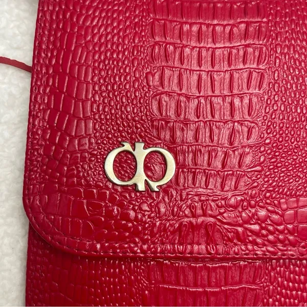Faux Red Patent Alligator Purse 80s Shiny Red Faux - Image 6
