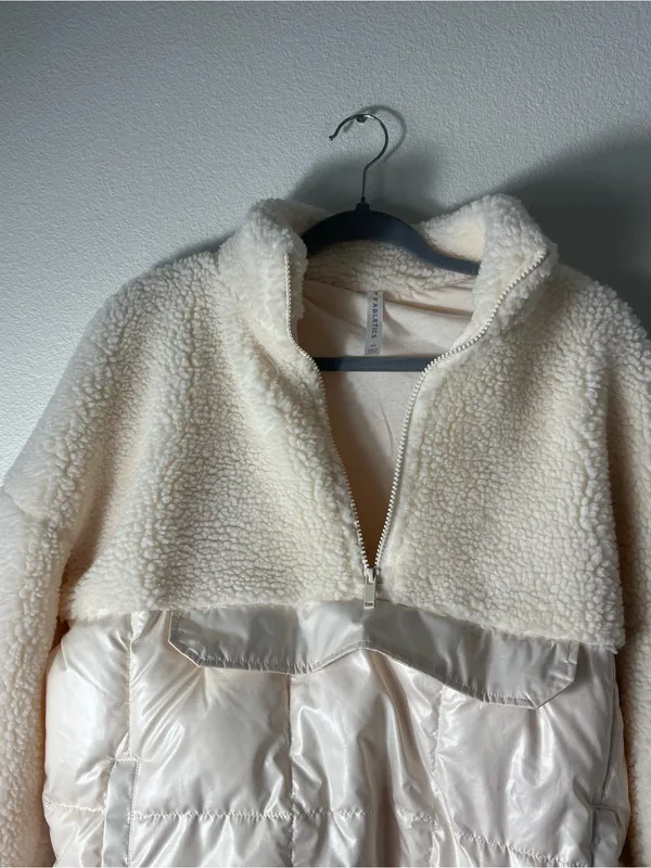 Fabletics Nelly Mixed Media Half Zip Sherpa Puffer Jacket Oats M - Image 4