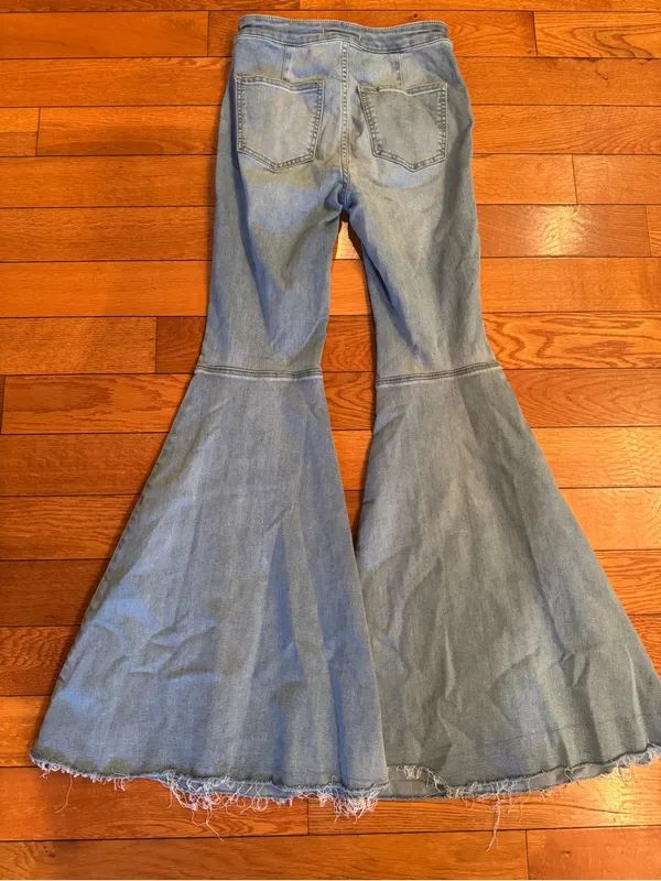 FP We The Free Just Float On High Rise Extreme Bell Bottom Jeans 26 EUC - Image 4