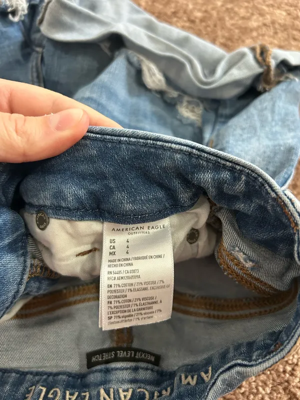 American Eagle Shorts Denim Distressed - Image 4