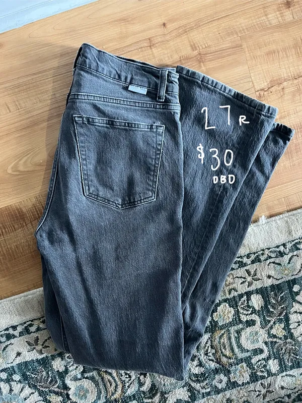 Boyish High-Rise Bootcut Jeans - Image 9